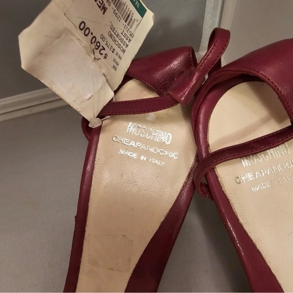 Vintage Moschino red heel - Picture 3 of 10